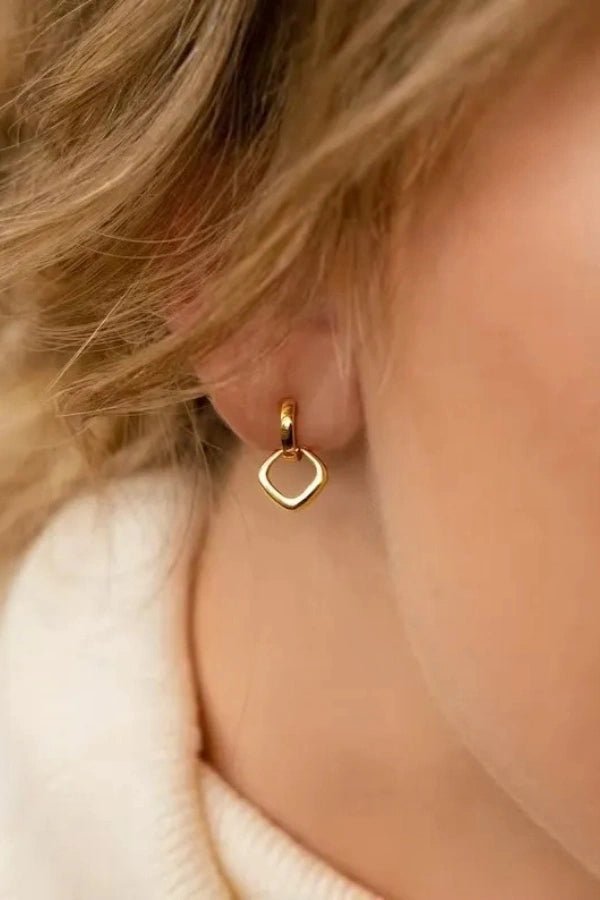 Albane Hoops