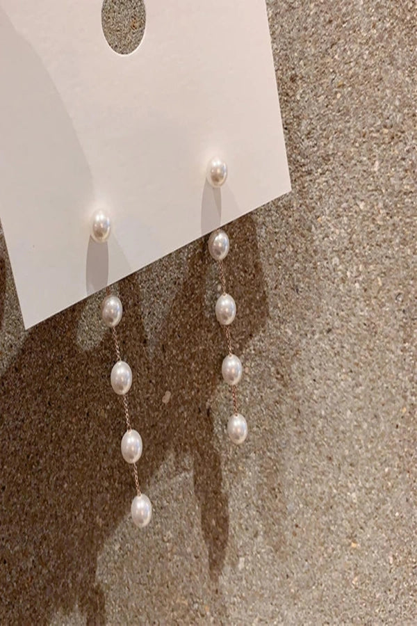 Tricia Pearl Earrings