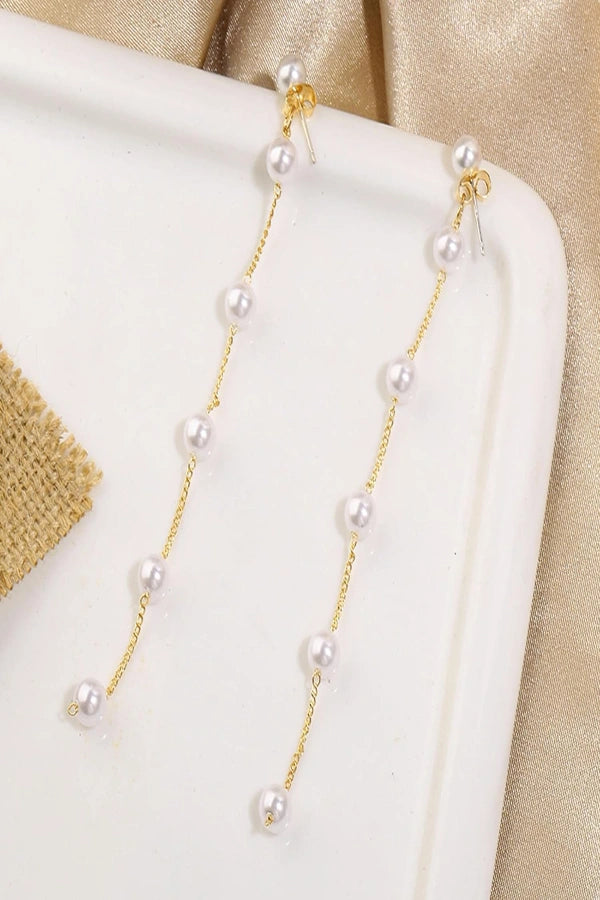 Tricia Pearl Earrings