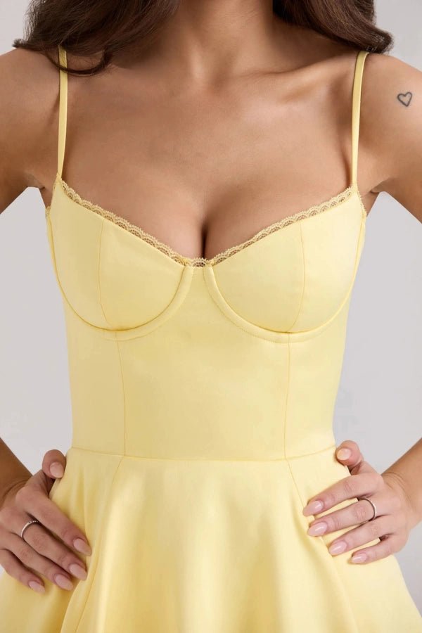 bustier bodice, tea-length, A-line skirt, vintage silhouette, garden party dress.