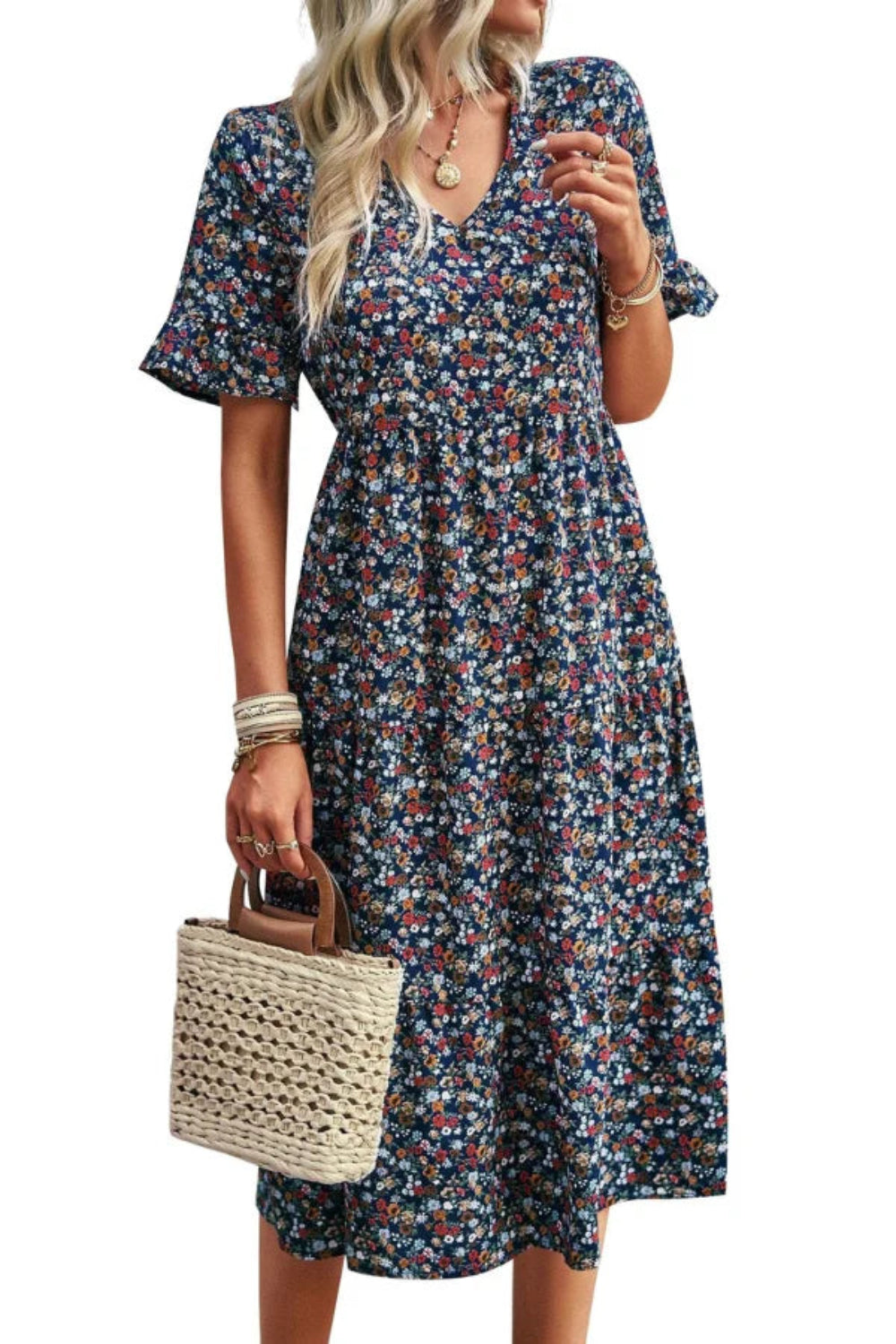flowy sundress," "lightweight vacation wear," "bohemian chic," "effortless elegance," "brunch outfit," "wedding guest dress
