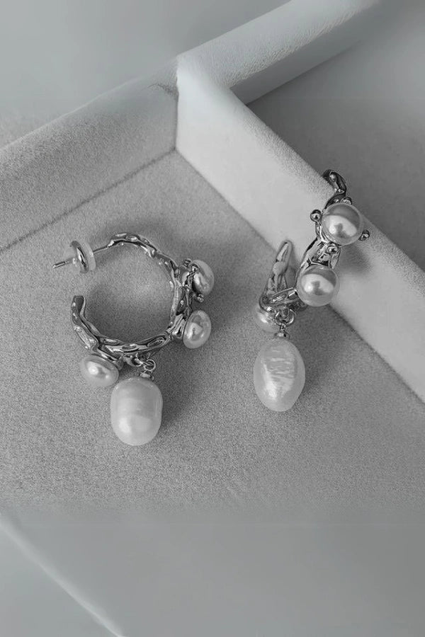 Chelsea Freshwater Pearl Earring