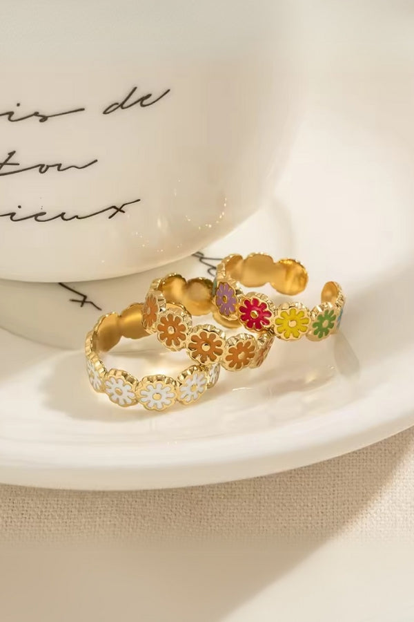 Daisy Floral Ring