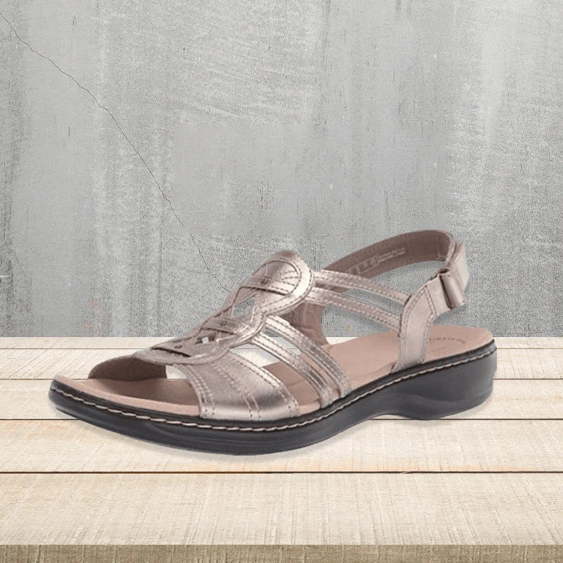 Chelle Flache Sandalen