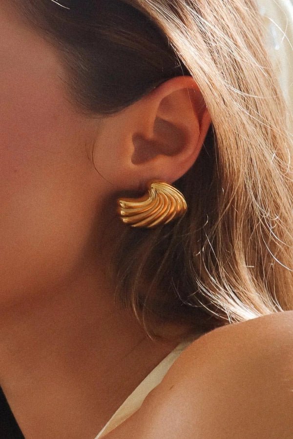 Emery Gold Seashell Earrings