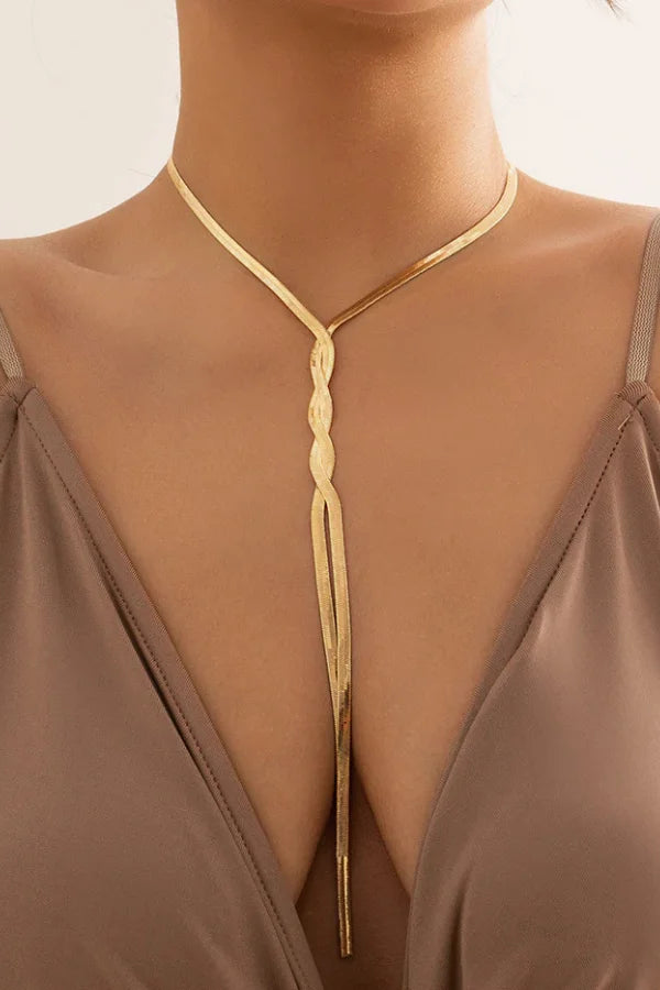 Nora Twist Necklace