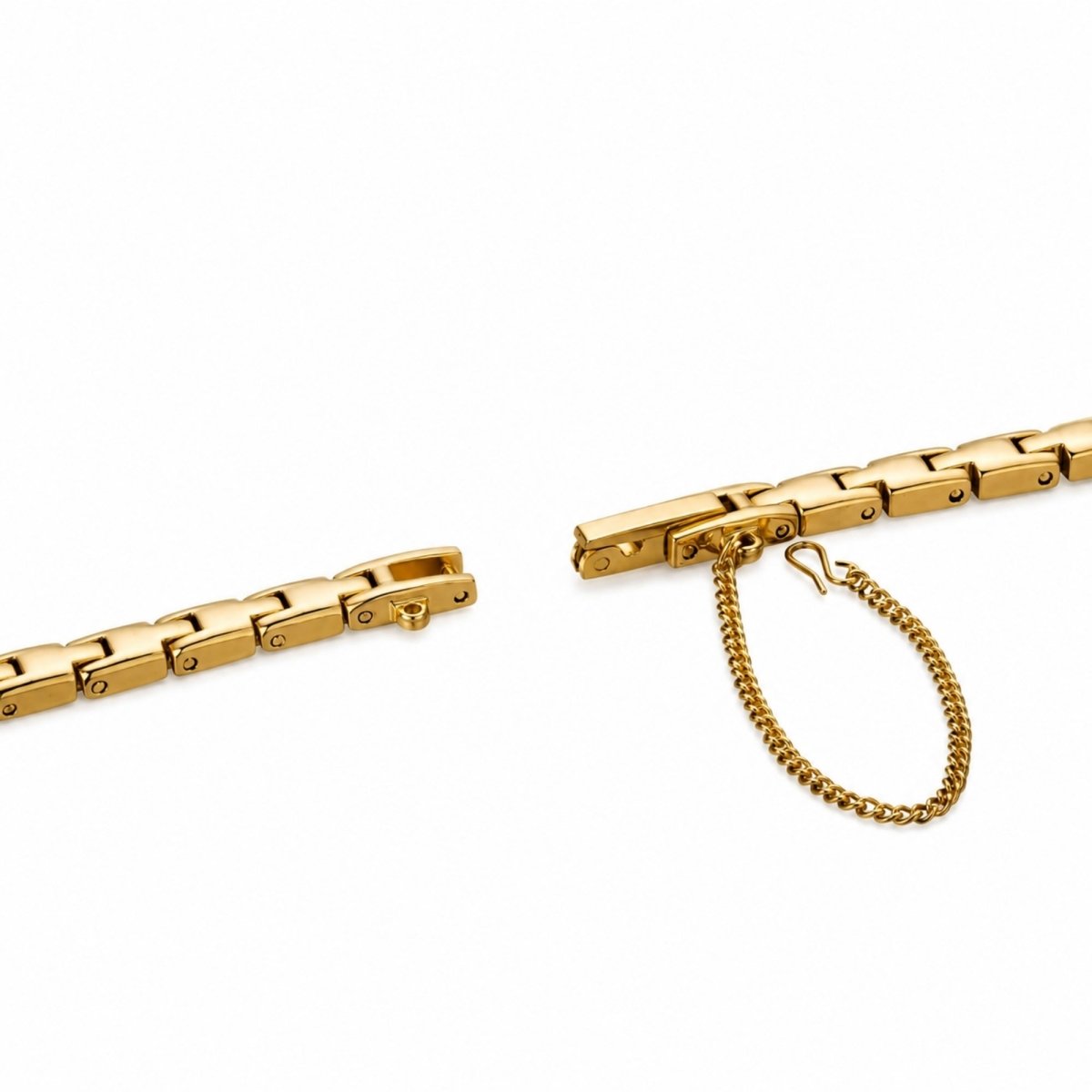 Close-up of the adjustable gold-tone jewelry clasp and delicate safety chain on the Kouvr women's pearl bracelet watch.