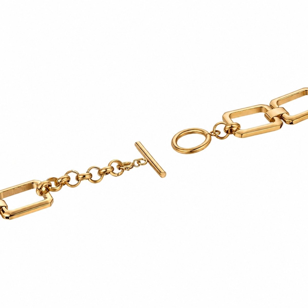 Detailed close-up of the secure gold toggle clasp and adjustable sizing chain rings on the back of the Kouvr ladies bracelet watch.