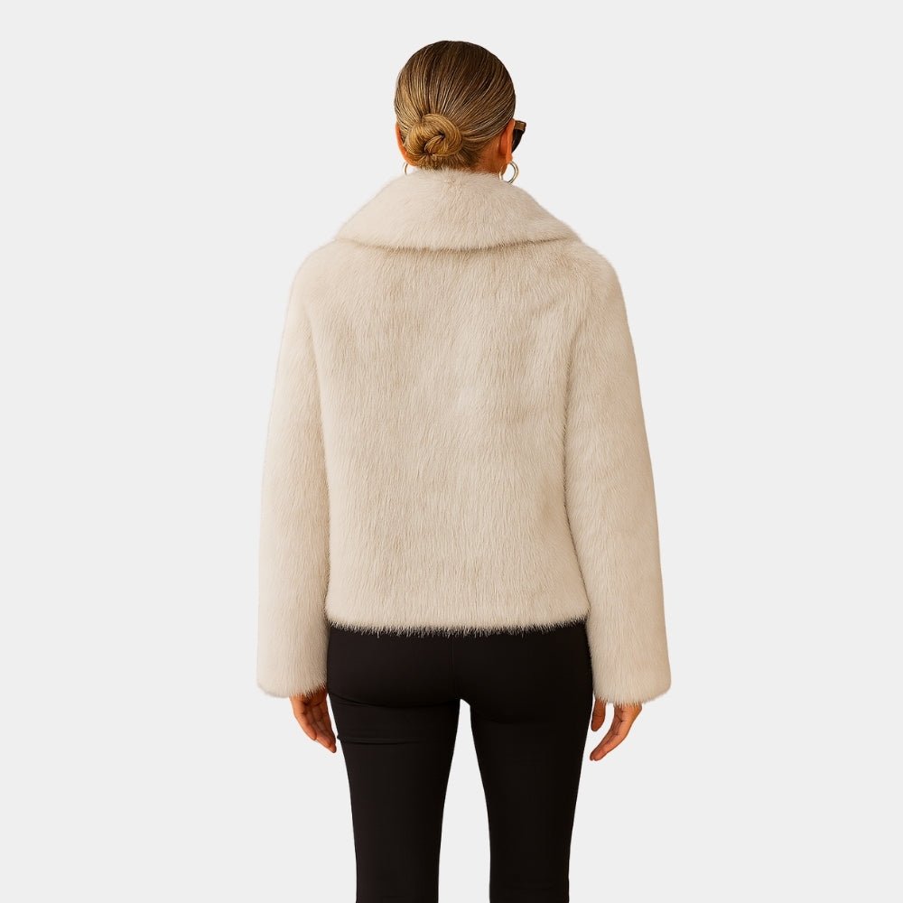  Luxury vegan fur coat
- Women's plush winter jacket
- Cream evening jacket
- Wide collar faux fur coat
- Off-white cropped outerwear 