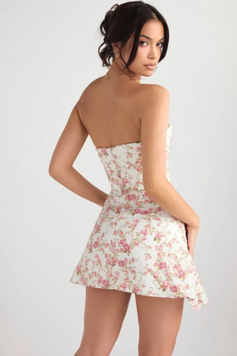 garden party dress, sweetheart neckline dress, bandeau cocktail dress, fit and flare mini dress, romantic date night outfit