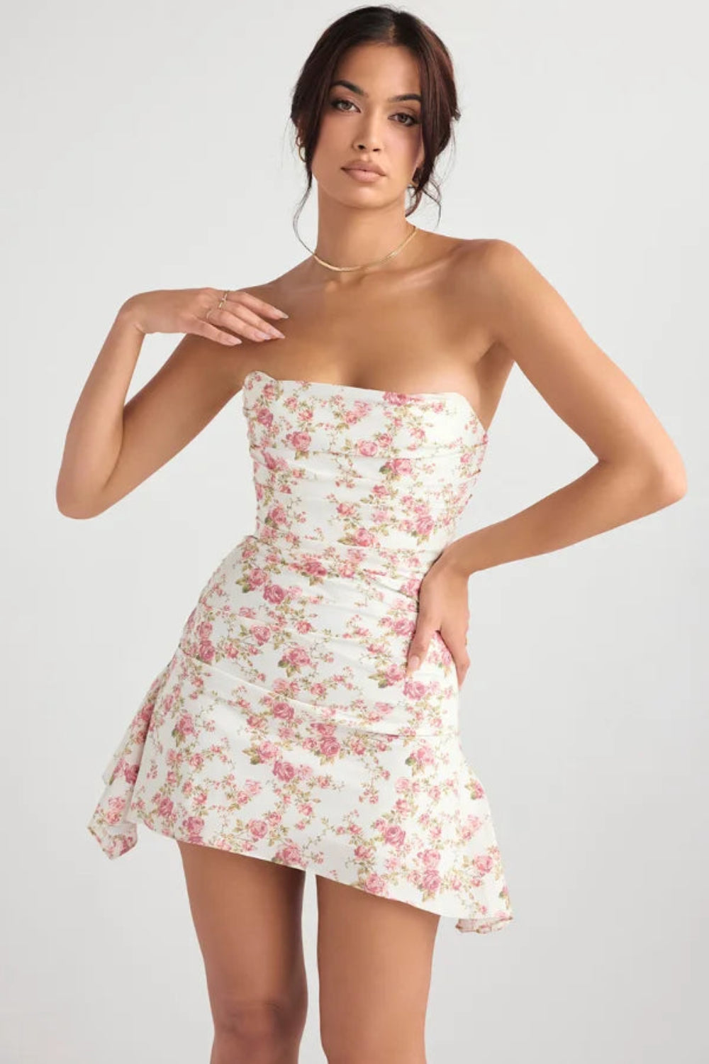 garden party dress, sweetheart neckline dress, bandeau cocktail dress, fit and flare mini dress, romantic date night outfit