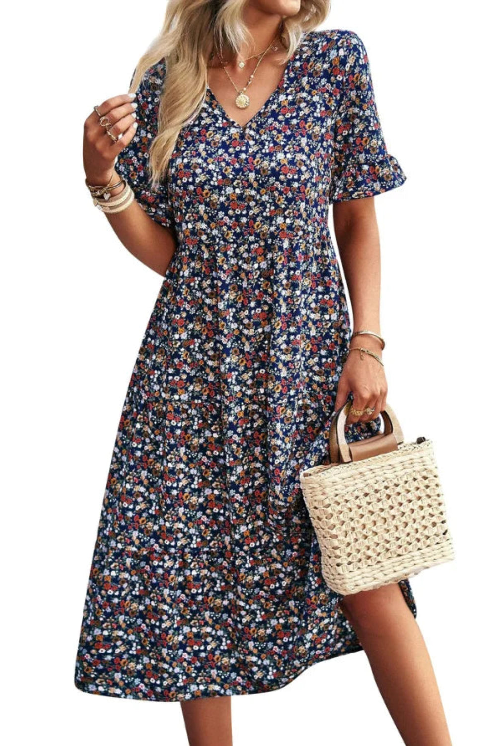 flowy sundress," "lightweight vacation wear," "bohemian chic," "effortless elegance," "brunch outfit," "wedding guest dress