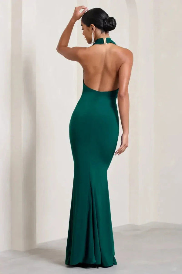 hourglass silhouette,figure-flattering,slinky,red carpet ready,statement jewelry,formal event attire
